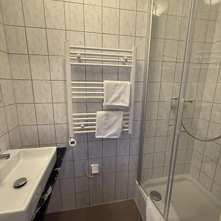 בית הארחה Decker Mittenaar